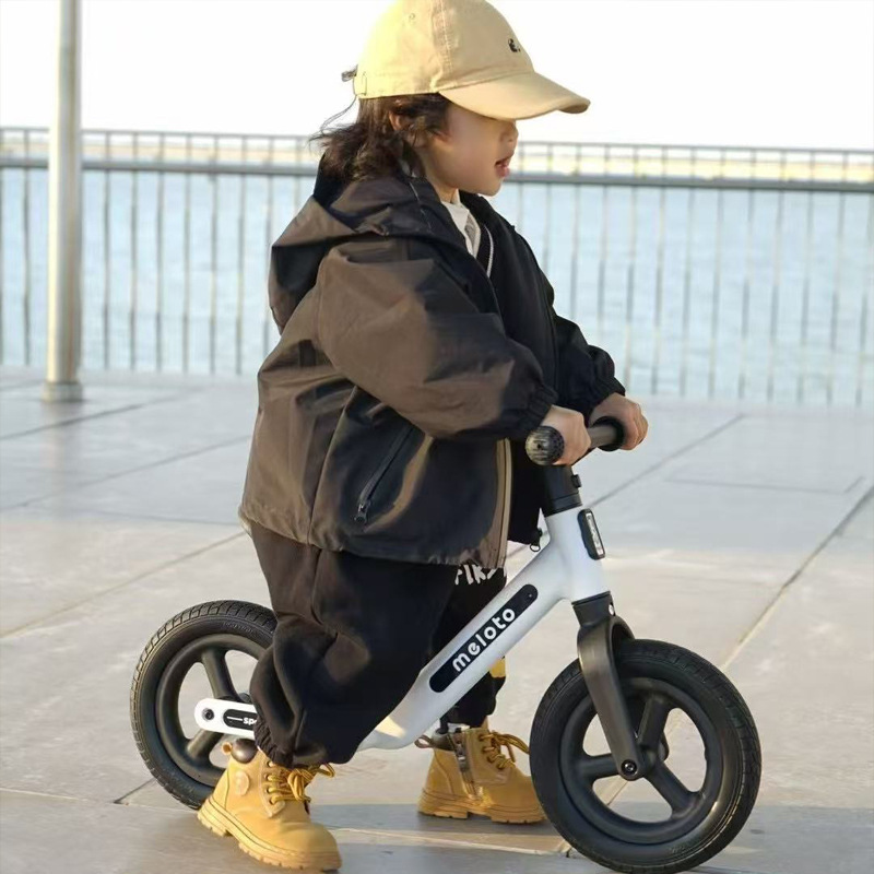 Children's balance car 10-inch two-wheeled pedless scooter scooter 2-4-year-old baby scooter new cross-border