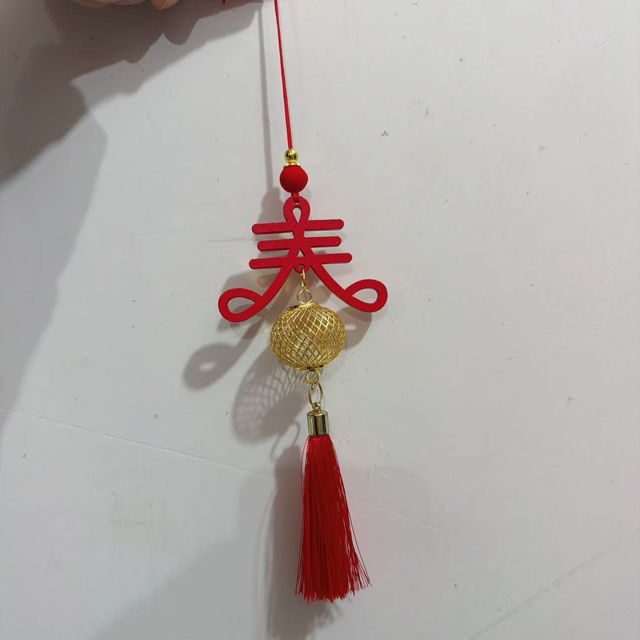 Red Wooden Sign with Metal Spring Character Blessing Small Pendant Living Room Green Plant Decoration Lantern Blessing Card Car Hanging Decoration Wholesale