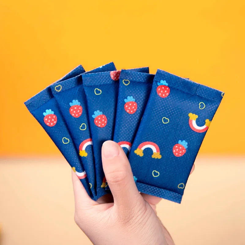 Taji Bear Mini Hand Warmer Cartoon Hand Warmer Self-heating Hand Warmer Hand Warmer Factory Support Figure Customization