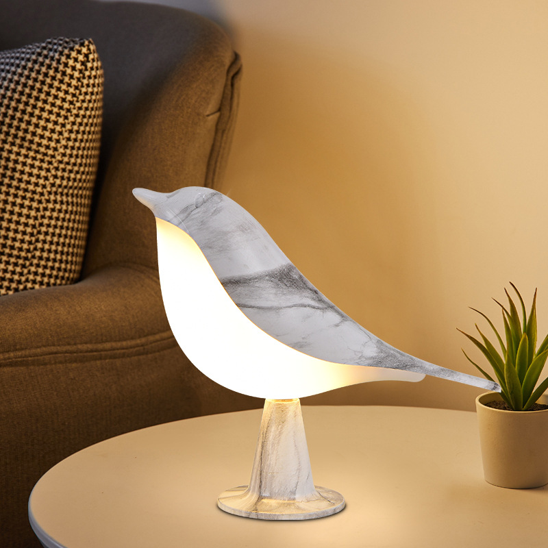Creative Magpie aromatherapy led car Decoration lamp bedroom bedside Bird night light charging touch atmosphere table lamp