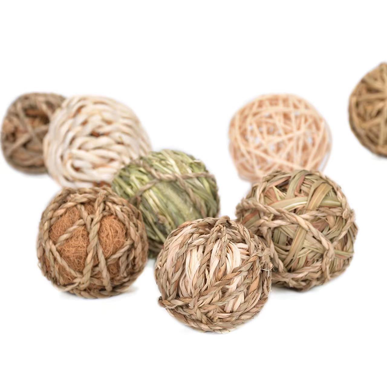 Timothy Hand-Woven Grass Ball, Exotic Pet Rabbit Bird Toy, Guinea Pig, Chinchilla, Hamster, Natural Molar Chewing Ball
