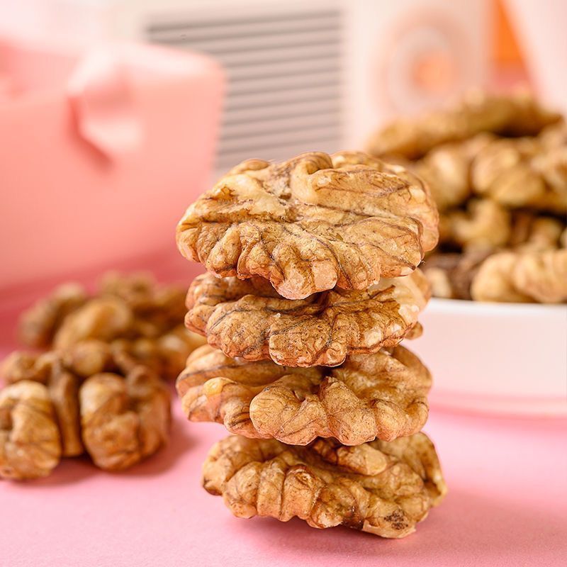 Ma Yifang Salt and Pepper Walnut Kernel Bagged Nut Snacks for Pregnant Women Ready-To-Eat Salted Peeled Large Ripe Walnut Kernels