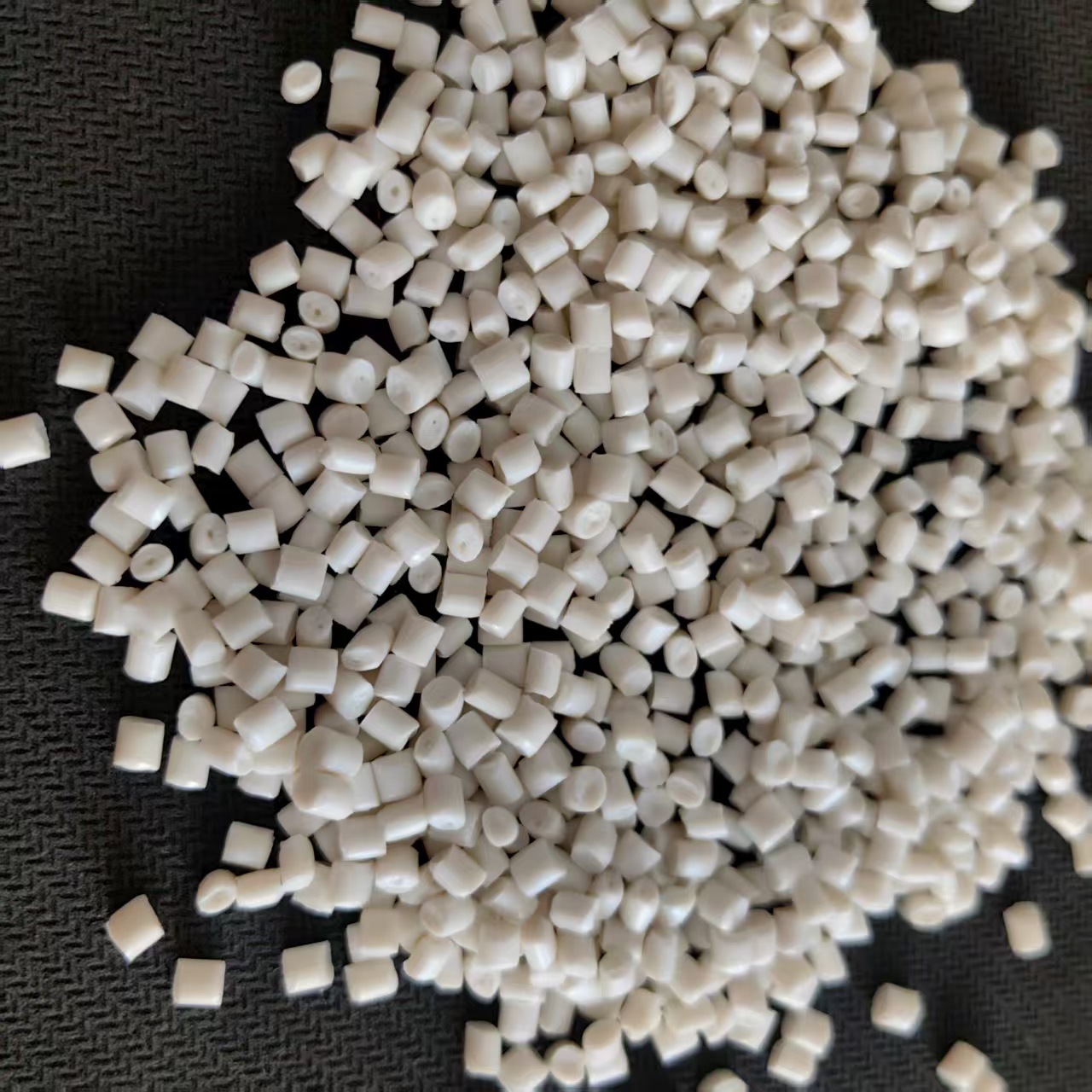 Ppr Recycled Material Granules Pipe Polypropylene Hot Water Pipe Recycled Plastic Granules Ppr Underfloor Heating Pipe