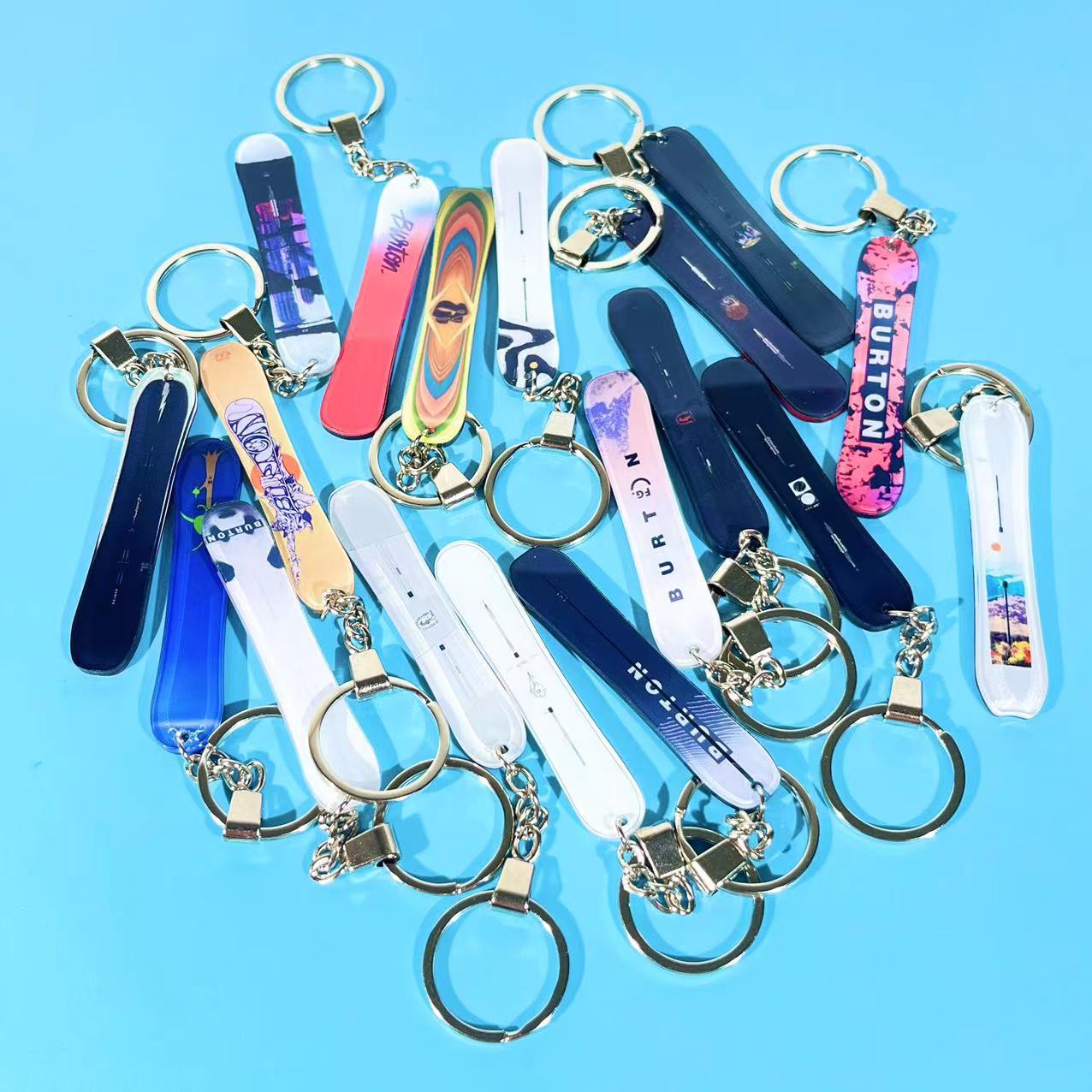 Сноубордист с мини-брелком, модель ювелирного изделия, подарок для снежных друзей