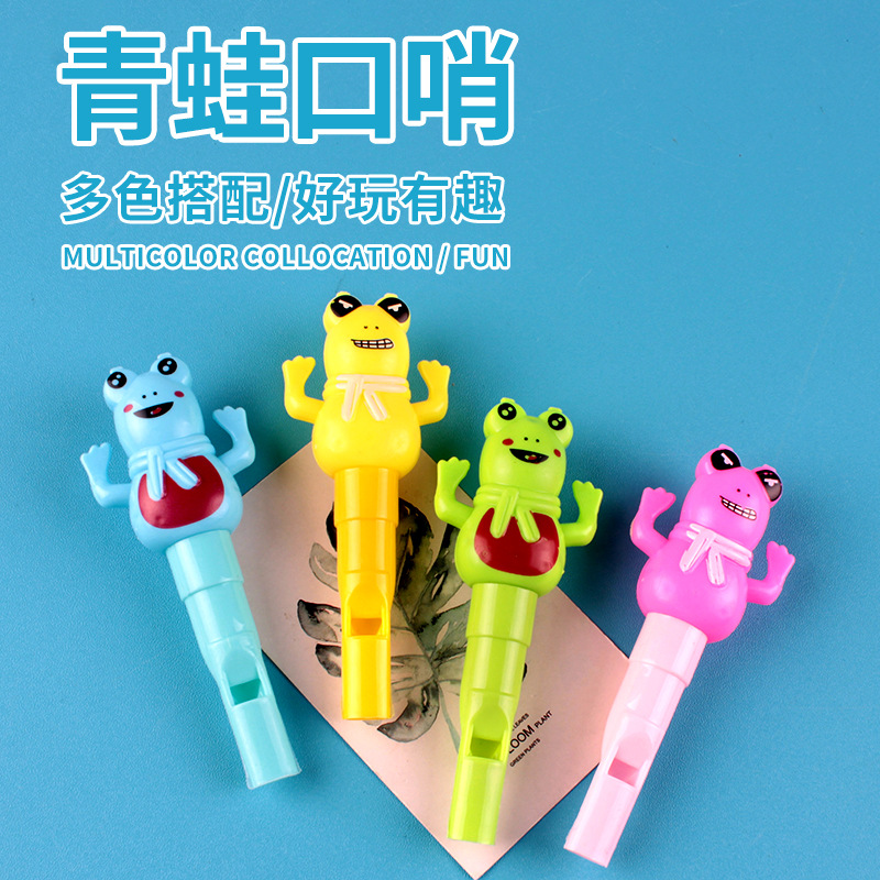 Оптовая поставка фабрики пластиковая детская лягушка свисток мини мультяшный свисток подарок для детского сада подарок еда конфеты
