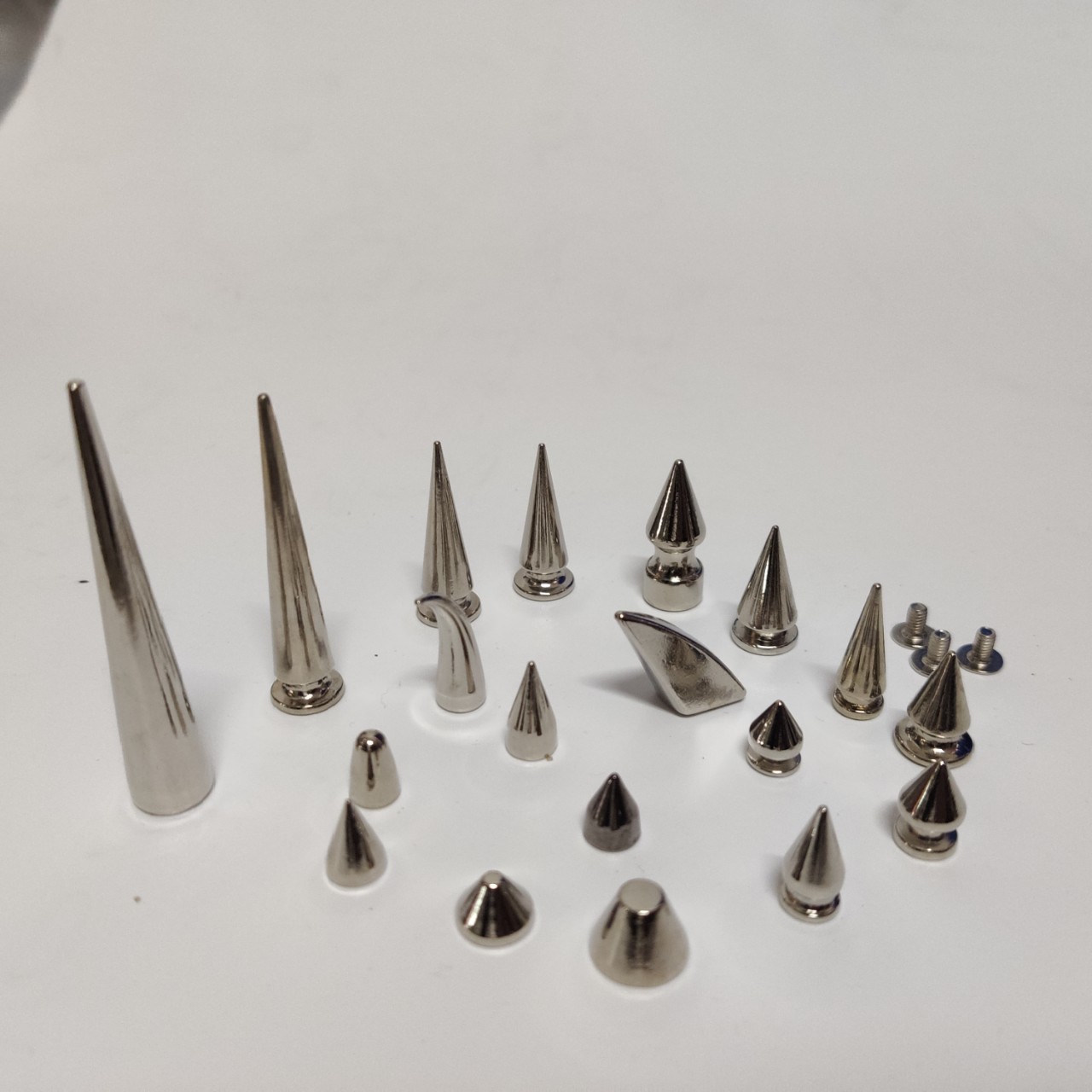Punk Rivets, Spiked Alloy Bullet Rivets, DIY Rivets, Complete Specifications