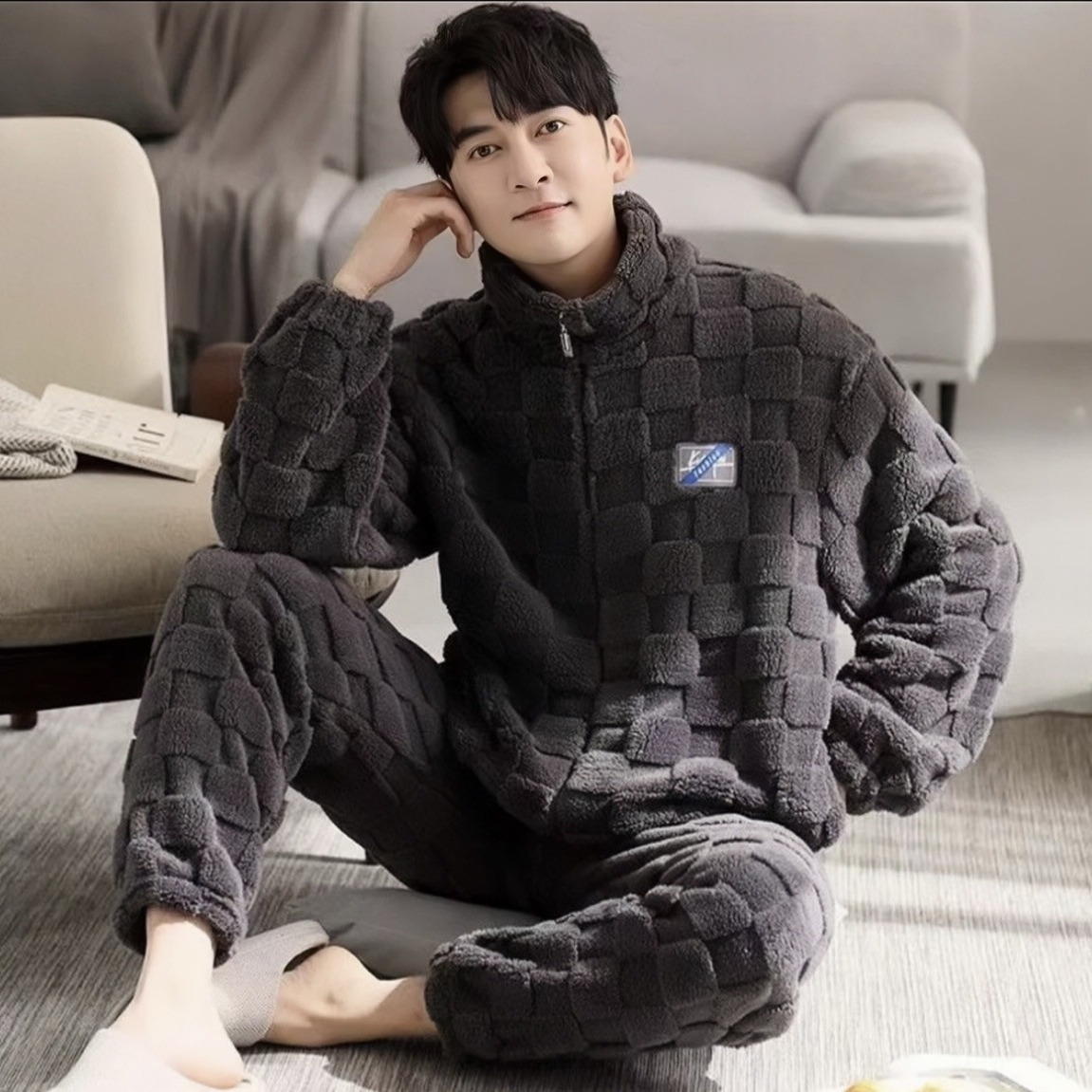 Fashion Pajamas Men's Thickened fleece-lined Coral Fleece Warm Flannel Autumn and Winter Men's Teenagers New Home Clothes