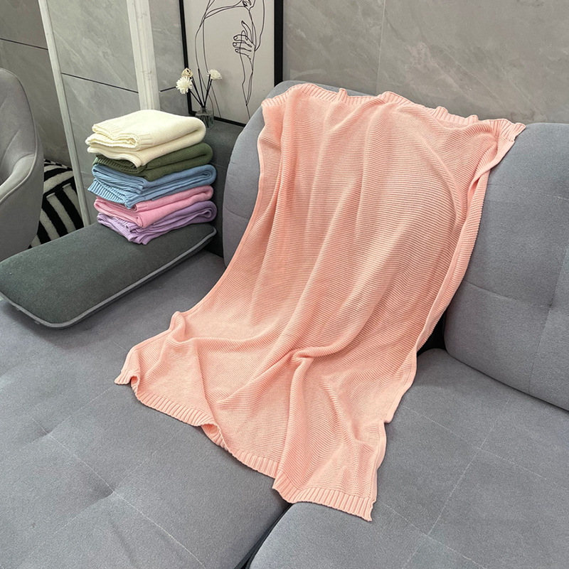 Factory wholesale embroidered cotton stroller cover blanket knitted quilt nap blanket sofa blanket cover nap sofa