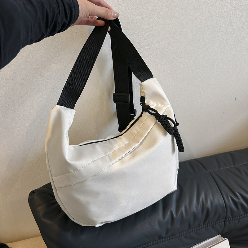 Модная большая сумка через плечо для женщин, 2024 весна, новая повседневная, легкая в сочетании, корейский стиль, сумка для подмышки