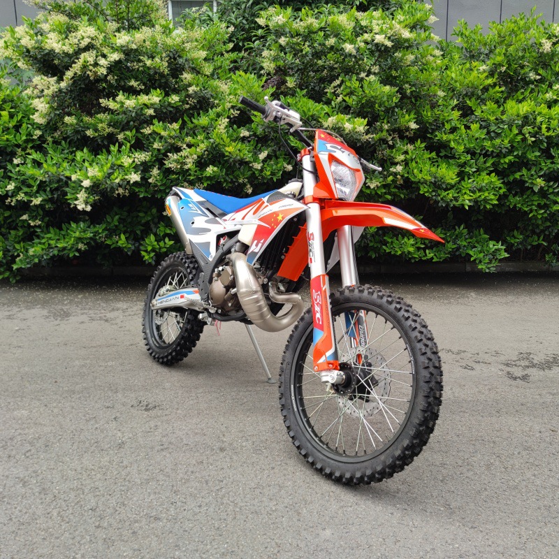 Hengjian Two-Stroke Water-Cooled S7Mt250 with Headlight Ktm Haosai Off-Road Motorcycle Standard Trail Off-Road