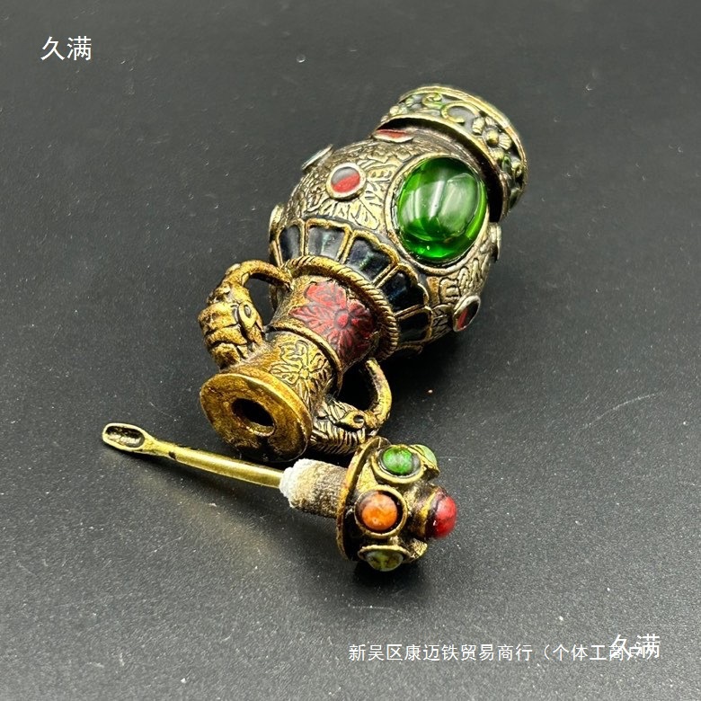 Snuff Bottle, Snuff Bottle Casting, Antique Handicrafts, Xizang-Style Living Room Decoration Ornaments, Default Items
