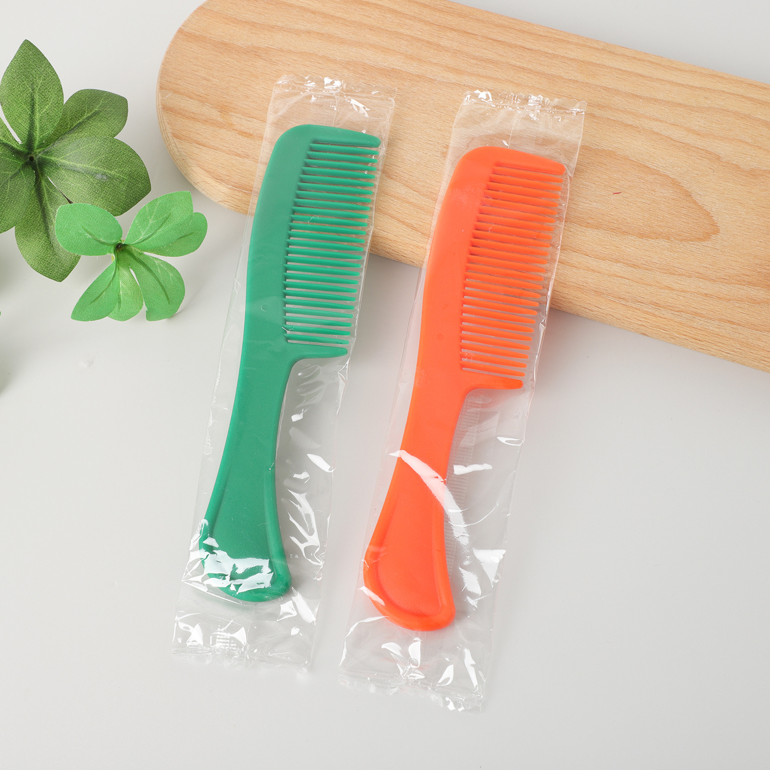 Dopamine Hotel Disposable Comb Transparent Plastic Bag Individually Packaged with Customizable Logo Elastic Comb Hotel