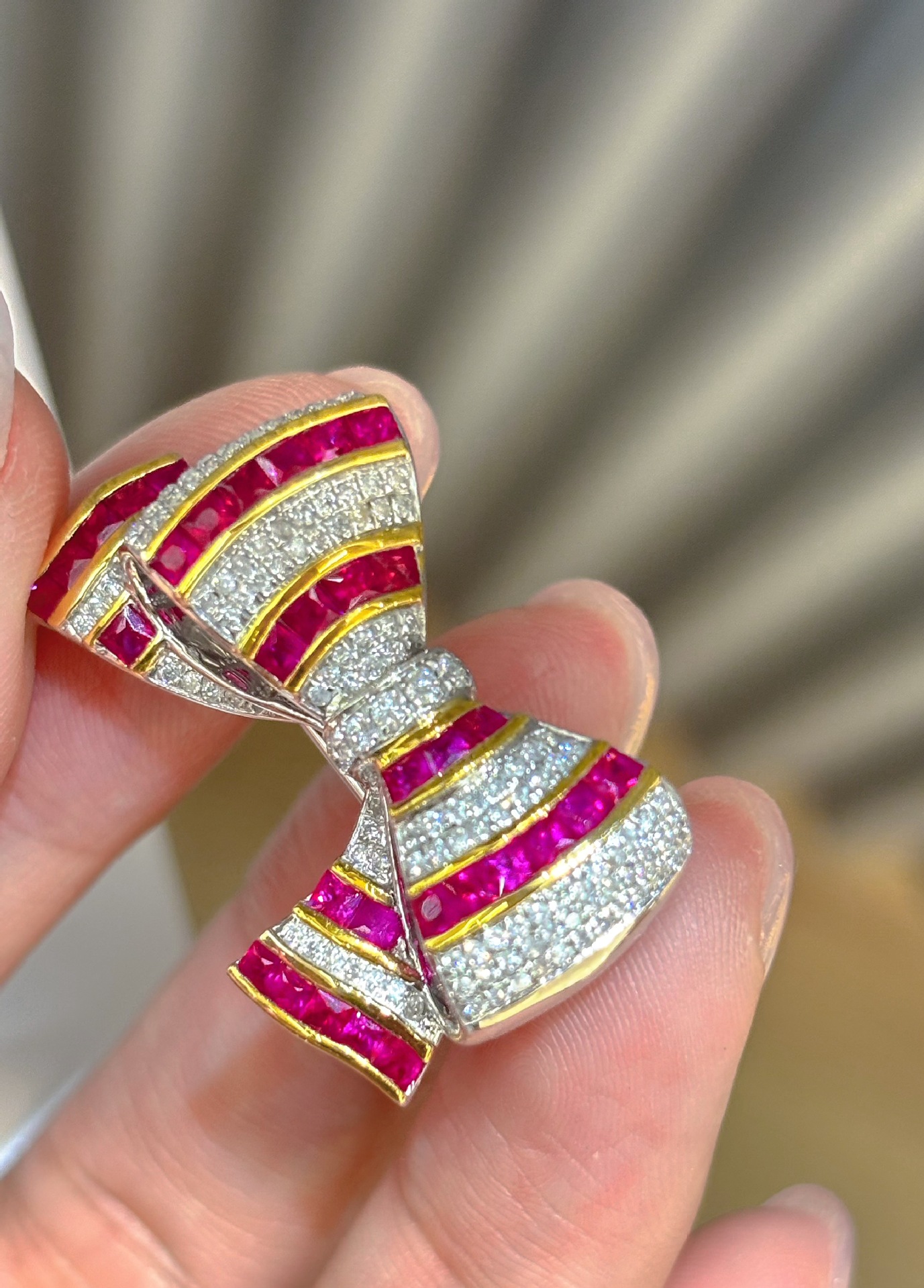 Platinum High-End Jewelry Luxury Pt900 Platinum Diamond Luxury Brooch Jewelry Douyin Wholesale Dropshipping