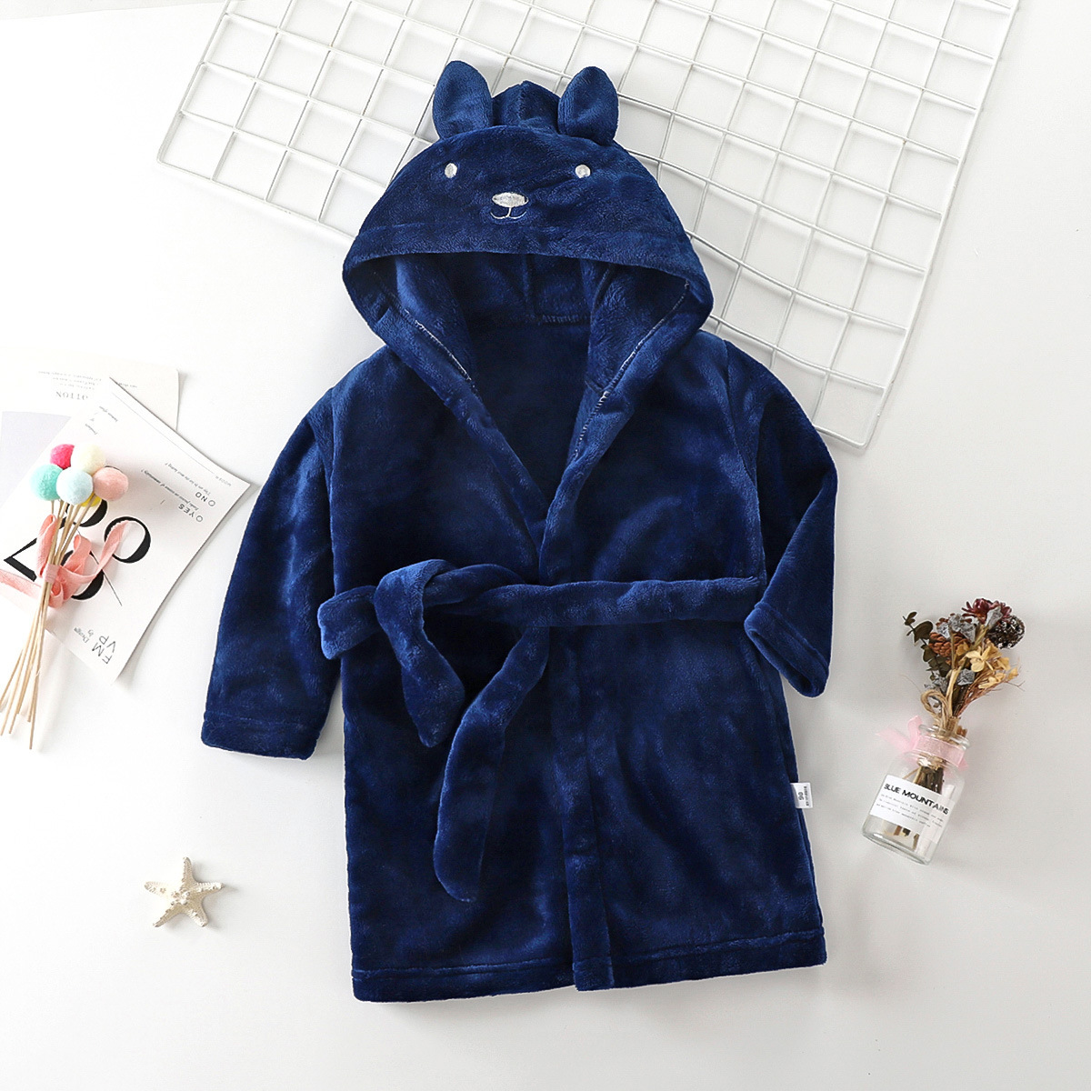 Foreign trade shopee Amazon cross-border European and American children's nightgown flannel padded coral fleece pajamas autumn and winter bathrobe
