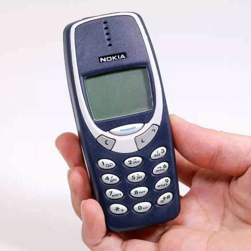 Классические и вечные оптовые поставки старых мобильных телефонов 3310, подходят для трансграничной торговли и обновления на различных языках