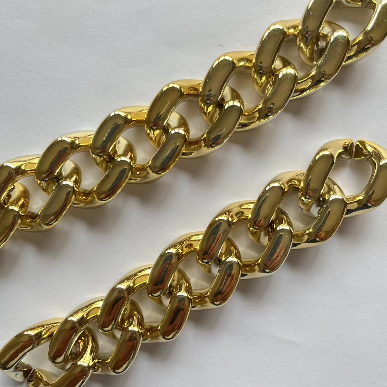 abs acrylic uv electroplated plastic love chain mobile phone case chain DIY jewelry accessories chain wholesale