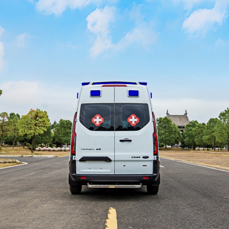 120 Ambulance Medical Ambulance Rescue Vehicle Long-Distance Medical Transfer Vehicle Long-Axis Monitoring Ambulance
