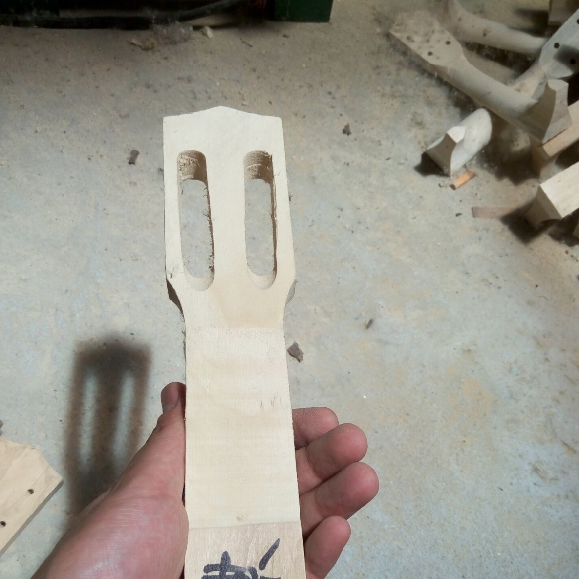 Classical Guitar Accessories Guitar Handle Guitar Headstock Processing and Production