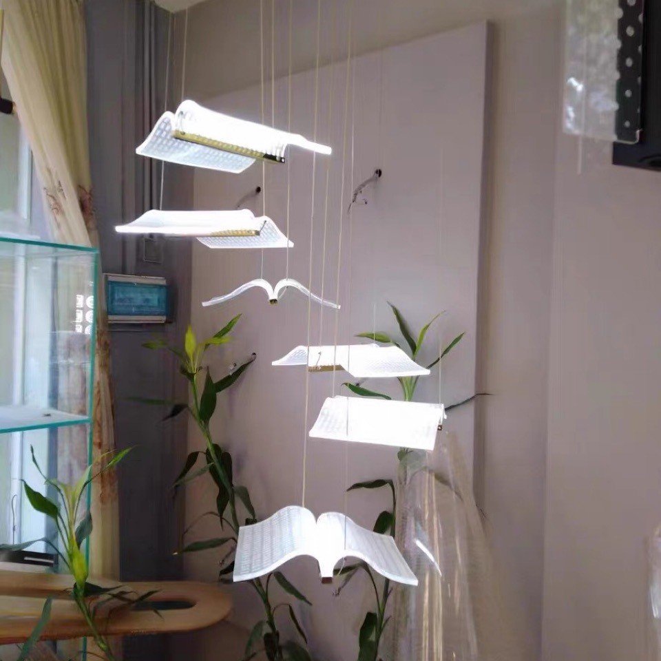 Креативная Люстра в Форме Книги Большой Торговый Стол Персонализированная Искусственная Книга Страница Форма Нестандартная Лампа для Лобби Отеля