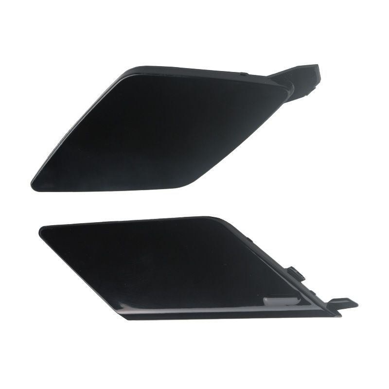 Suitable for 18-21 Volvo new XC60 front and rear bumper trailer cover bumper trailer hook rear traction cover