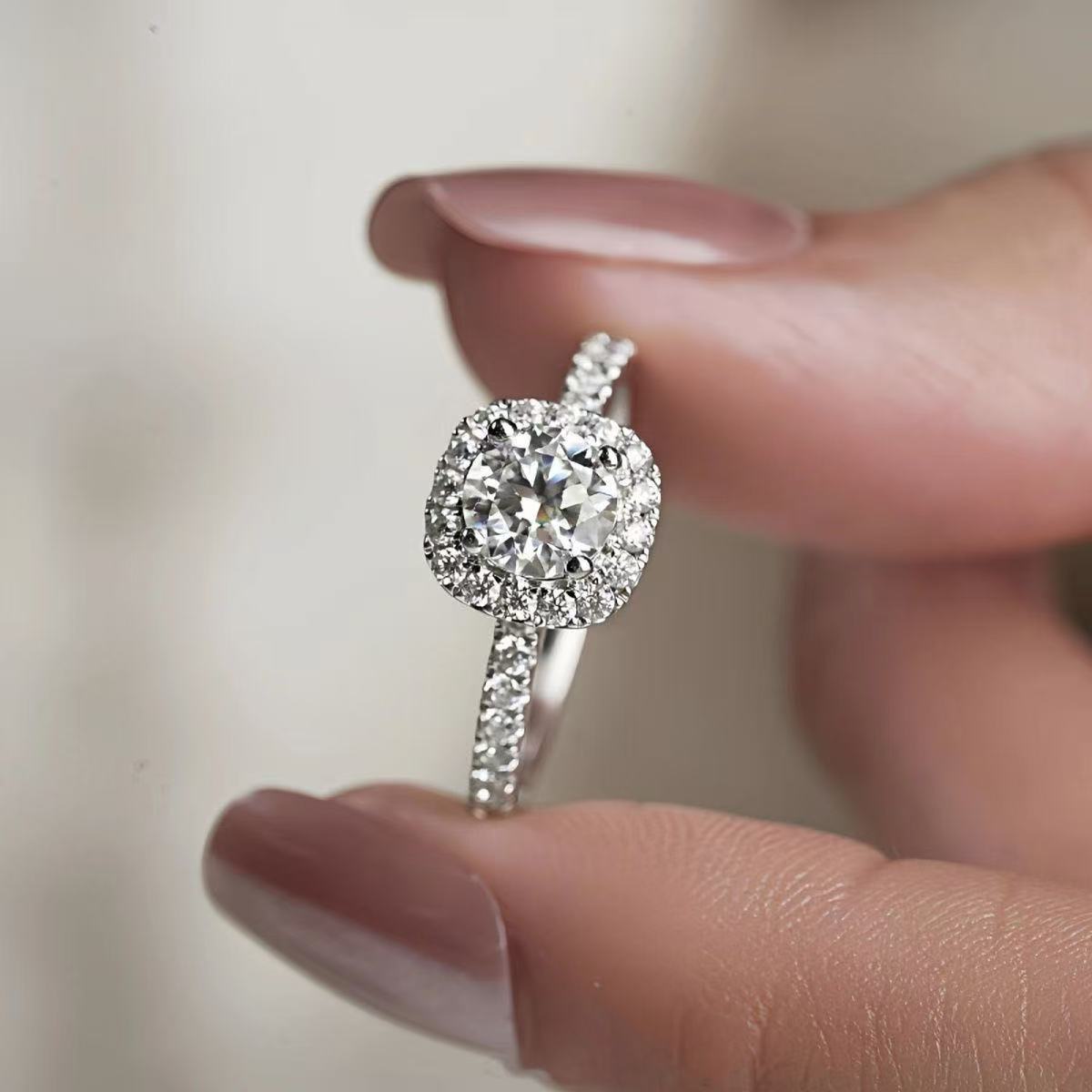 Fat Dong Lai Same Style S925 Sterling Silver Moissanite 1 Carat Small Sugar Cube Ring Jewelry for Women Niche High-End Light Luxury