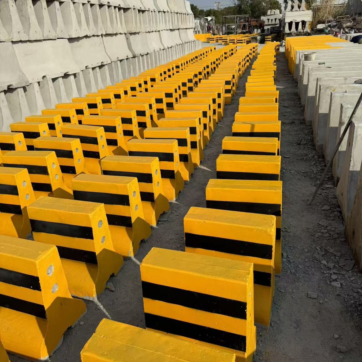 Manufacturer Wholesale Cement Isolation Pier Construction Site Construction Anti-Collision Pier Road Diversion Isolation Pier