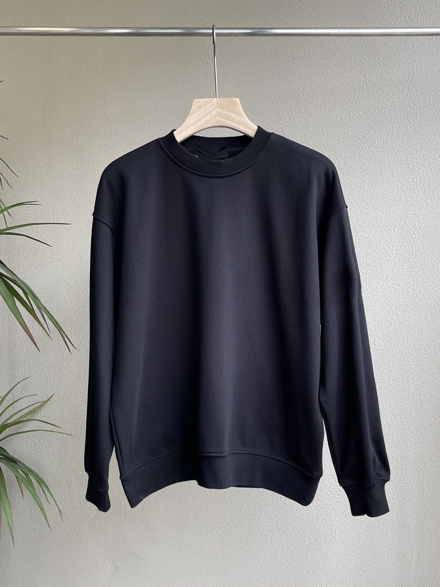 Round Necked Cuffband And Loop Hoodie Couple Round Neck Armband Trillet Sweatshirt Men