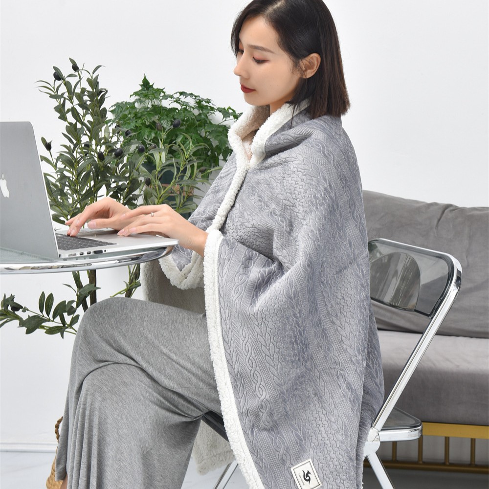 Shawl Blanket, Nap Blanket, Air-Conditioning Blanket, Flannel Embossed Blanket, Machine Washable, Non-Shedding, Non-Fading, Light Luxury