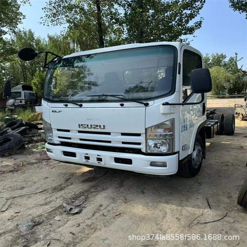 Supply Export for Qingling Isuzu Isuzu Truck Chassis 4.2m Howo Light Truck Chassis 4*2 Box Truck
