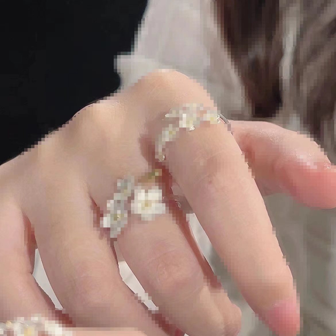 Кольцо для подруг с камелией, дизайн в нишевом стиле, легкая роскошь, простой темперамент, открытое регулируемое кольцо