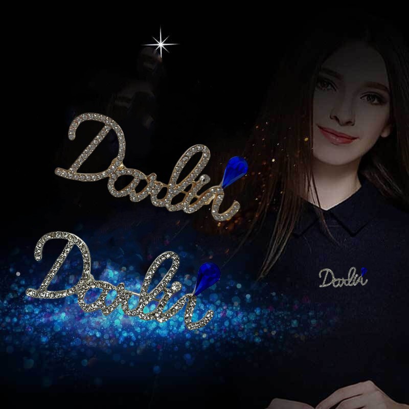 New Feminine Letter Brooch, Internet Celebrity Diamond Brooch, Anti-Exposure Pin, Exquisite Corsage Pin Decoration