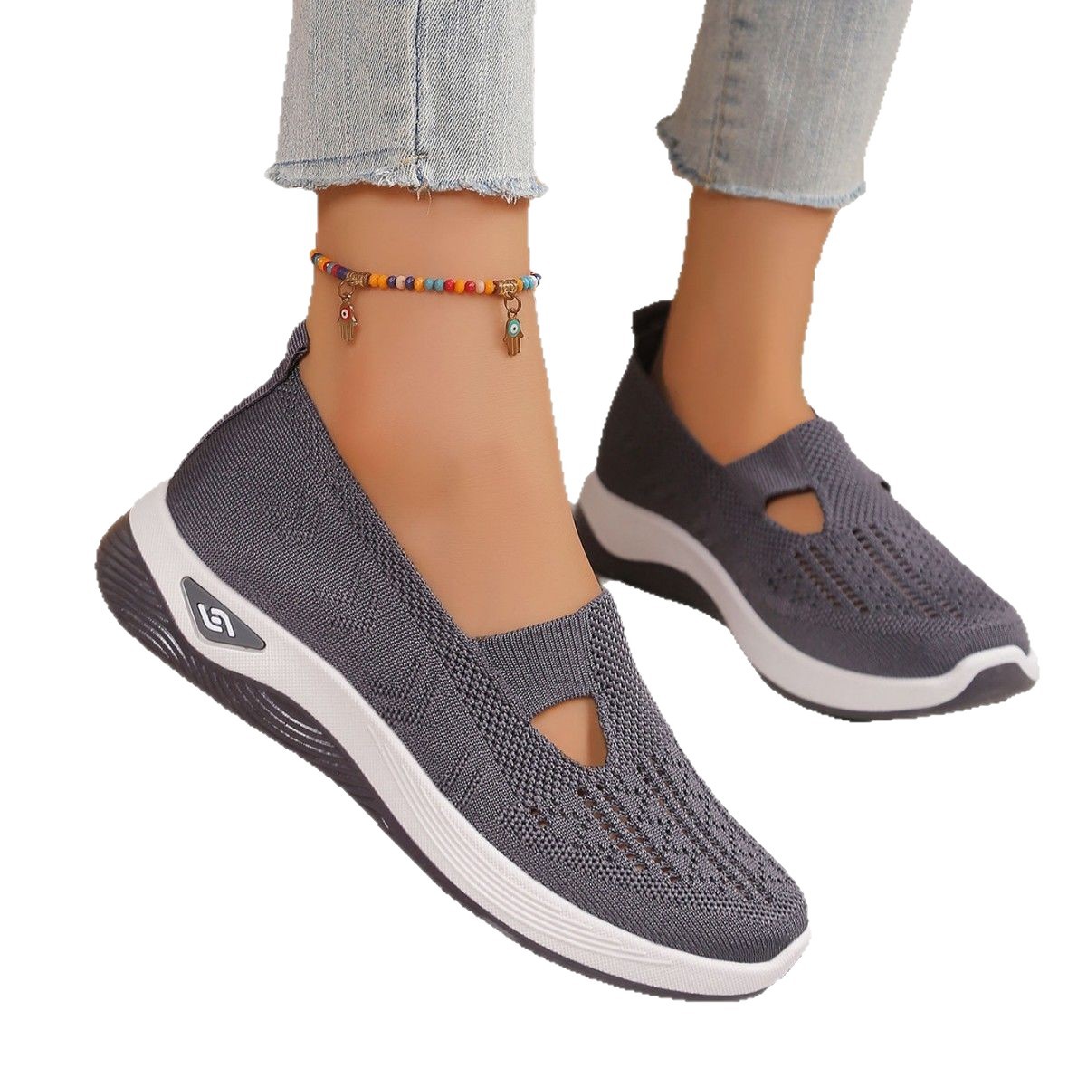 2025 Spring and Summer Cross-border TEMU plus size Casual Comfortable Women's Cloth Shoes Slip-on Flying Mesh Shoes Women's Mother Shoes