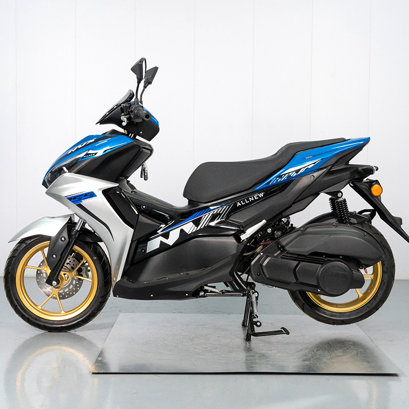 Cross-Border Export Motorcycle Nvx Pedal Climbing Fuel Two-Wheeled Motorcycle Large Displacement Motorcycle 150Cc Motorcycle