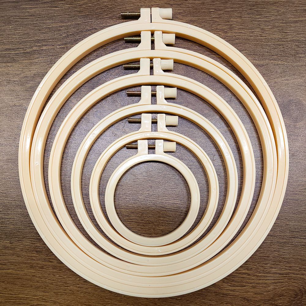 Factory direct embroidery color embroidery ring 7 -- 28CM cross stitch plastic embroidery ring suit poke Le embroidery shed