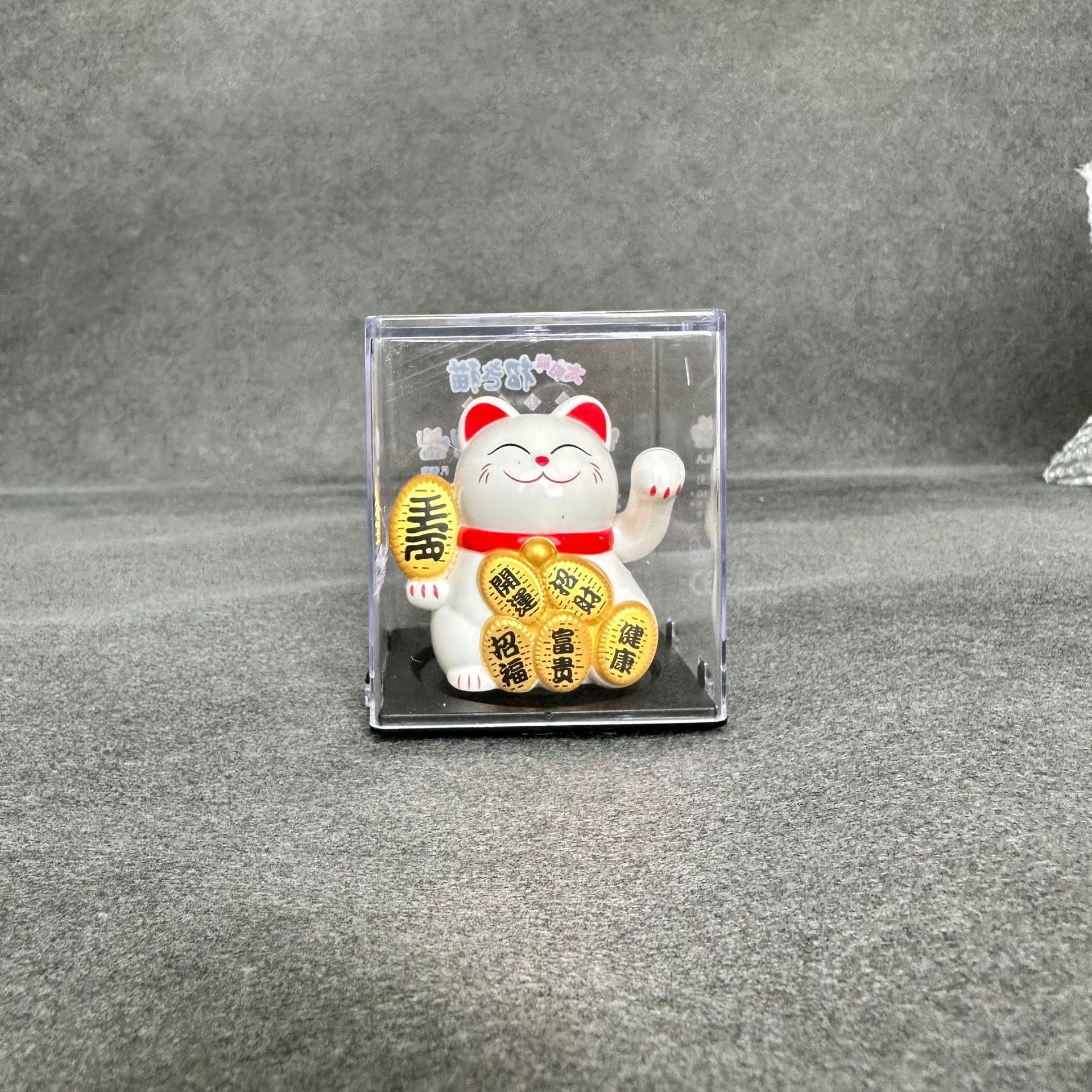 Solar Bring in Wealth and Treasure Cat Small Light Energy Waving Hand Cat Mini Cat Car Interior Office Gift Opening Ornament