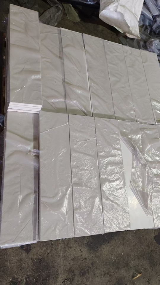 Insulating Rubber Sheet, Anti-Static Rubber Sheet, High Wear-Resistant Rubber Sheet Supports Cutting and Thickening