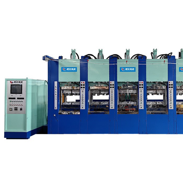 Factory Direct Sales Eva Garden Shoes/Home Shoes/Eva Injection Molding Machine with a Stepping-On-Poop Feeling