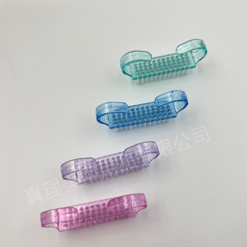 Поставки производителя Прозрачная пластиковая кисть для ногтей Маленькая роговая кисть Роговая кисть Кисть для ногтей Инструмент для чистки игрушек