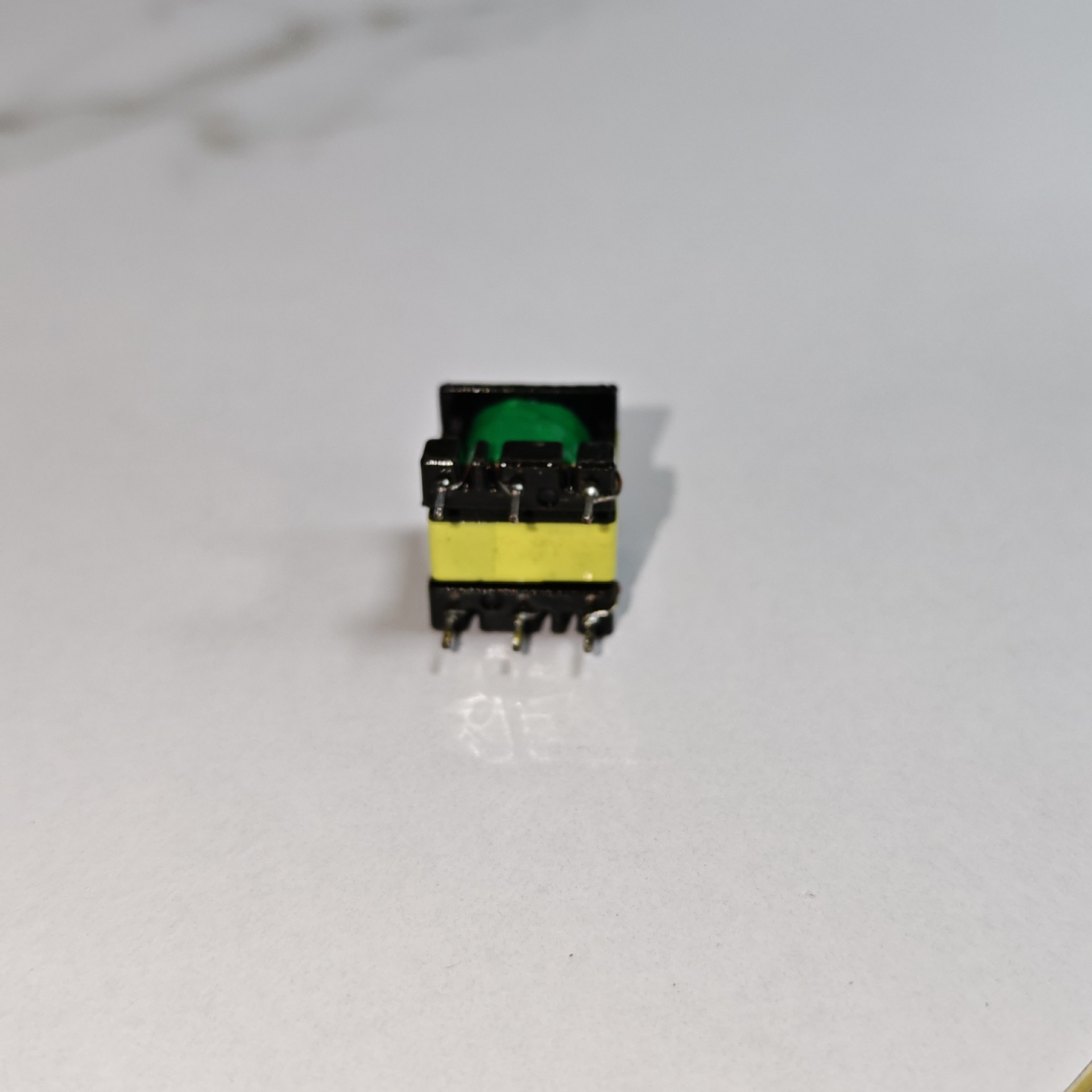 Manufacturer Wholesale Ee13.5(3+3) Vertical High-Frequency Transformer Electric Mosquito Swatter Isolation Universal Electronic Accessories