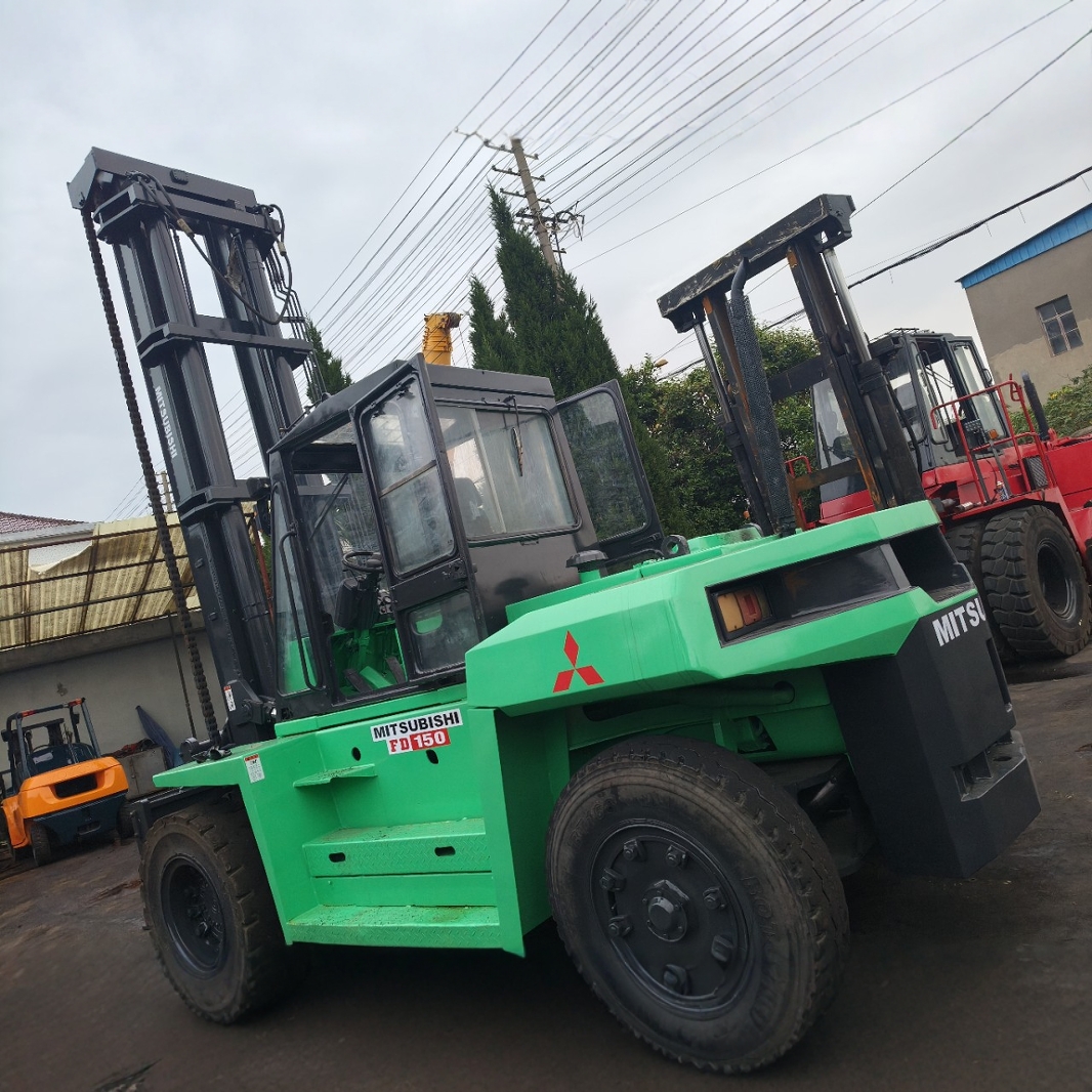 Mitsubishi 15-Ton Second-Hand Forklift for Sale at a Low Price. Adjustable Fork Can Be Exported Nationwide with Guaranteed Delivery. 1-Year Warranty