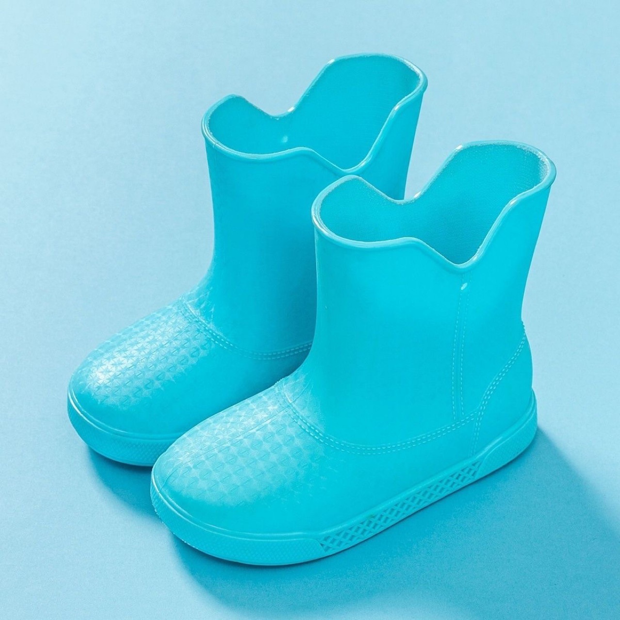 Children's Rain Boots for Boys and Girls in Spring and Summer Rainy Season Fashionable and Cute Pure Color Water Shoes Rubber Shoes Waterproof Baby Mid-Top Rain Boots