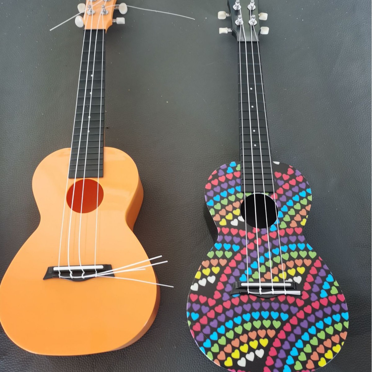 Ukulele for Children Beginners 23inch Small Four-String Guitar Customizable High-Value Musical Instrument Ukulele