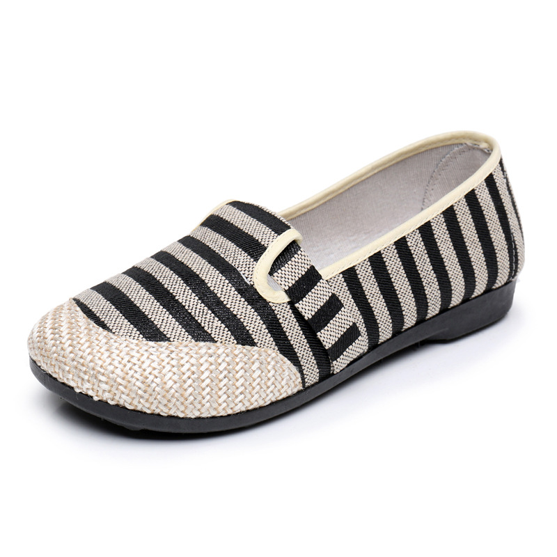New Ethnic Style Old Beijing Cloth Shoes Spring and Autumn Casual Slip-on Mother Shoes Non-slip Middle-aged and Elderly Doudou Women's Cloth Shoes