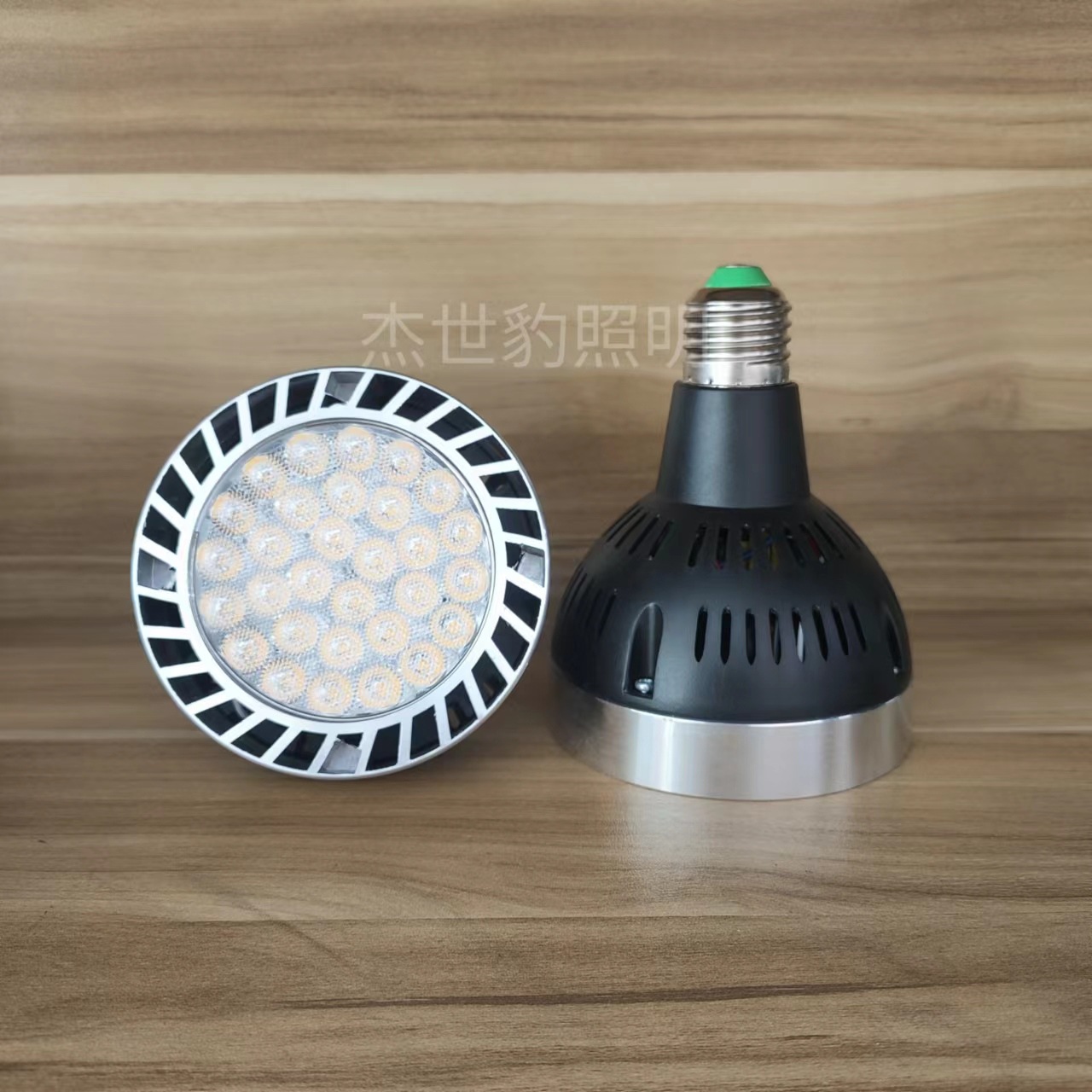 LED Pa bulb E27 spotlight PAR30 bubble 35W40W45W PAR30 light source power saving highlight rail spotlight