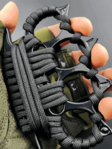 Factory Direct Sales Zinc Alloy Self-Defense Finger Tiger Punch Buckle Broken Window Self-Defense Outdoor Portable Multi-Functional Bracelet Self-Defense Finger Tiger