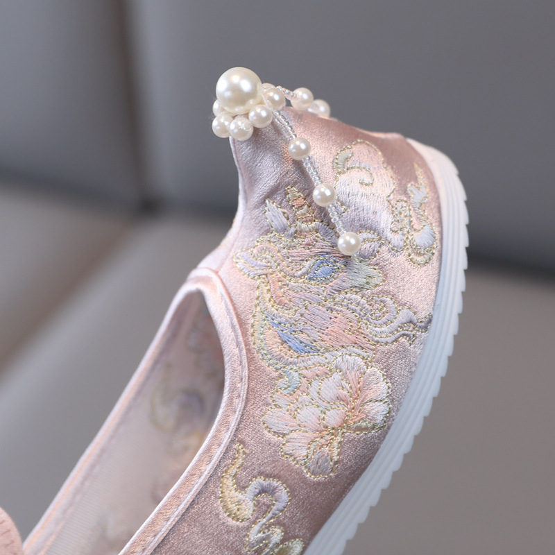 Unicorn Embroidered Ancient Clothing Hanfu Shoes Girls Embroidered Shoes Old Beijing Cloth Shoes Spring Children Chinese Style Dance Shoes