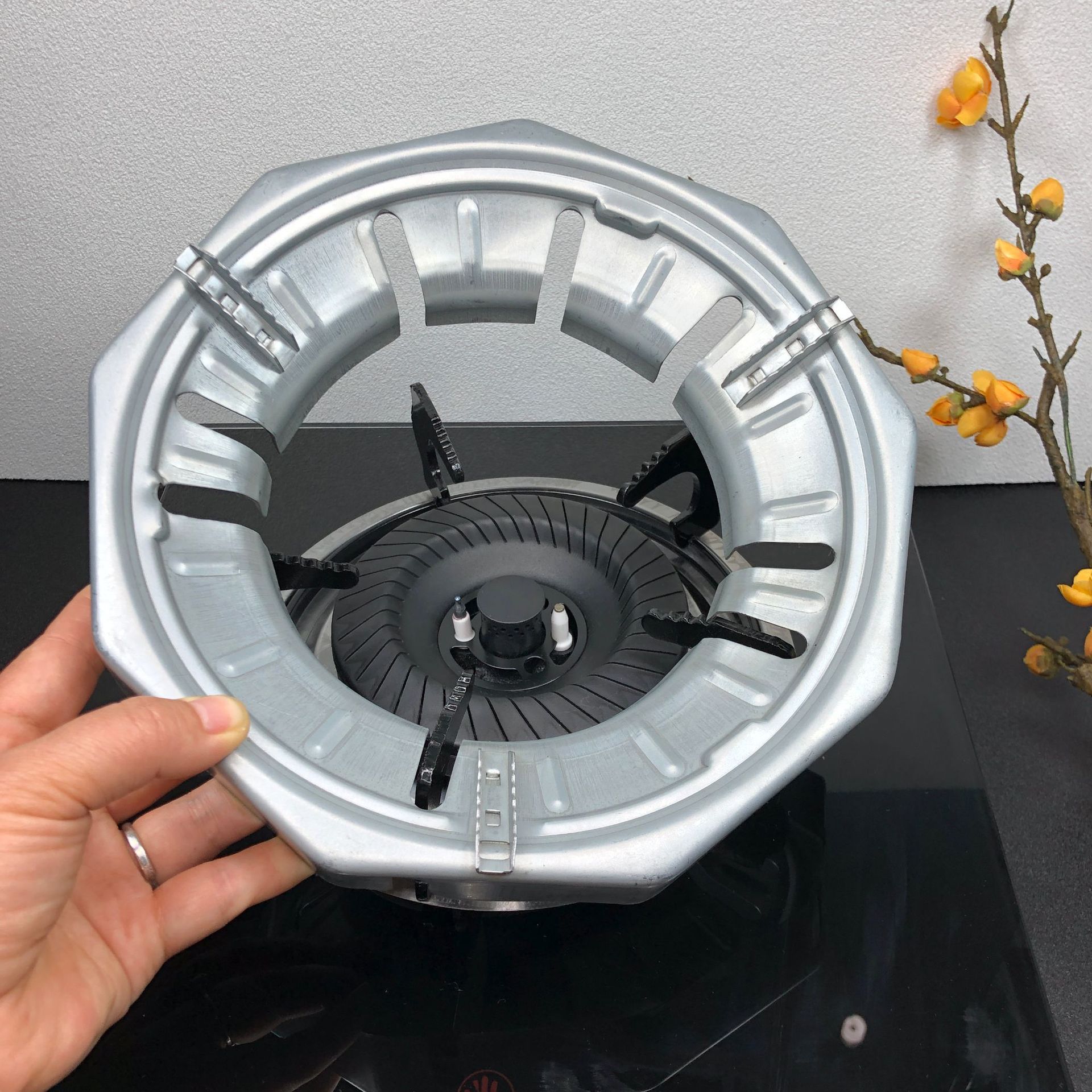 Wholesale thickened nine Square fire energy-saving cover household gas gas stove Shelf liquefied natural gas windproof cover