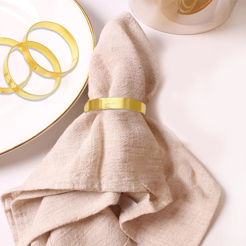 Cross-border hot-selling napkin ring hotel table metal napkin buckle napkin ring wedding simple smooth napkin holder wholesale