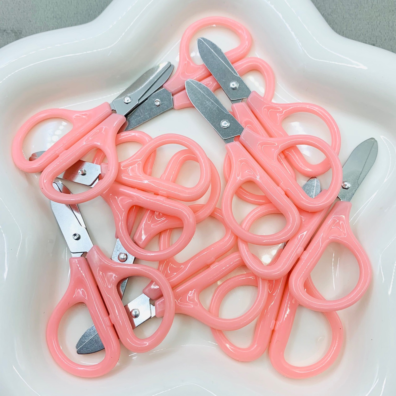 stainless steel safety handmade scissors children diy pink scissors thread plastic small scissors mini round head scissors