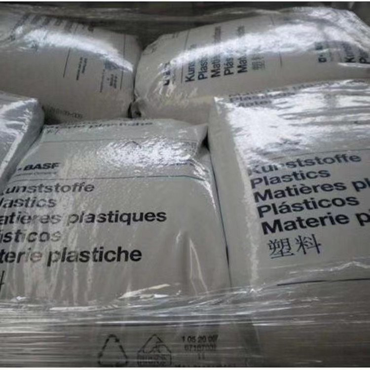 Basf Pbt/Pet B4040G4 20% Glass Fiber Reinforced Flame Retardant Hb Surface with Good Gloss in the Automotive Field